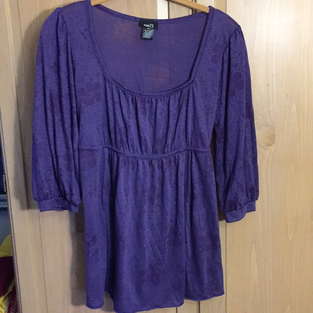 Rue 21 burnout top